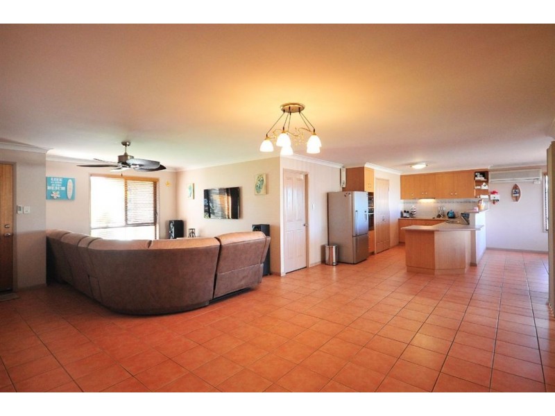 18 Patron Crescent, Glenvale QLD 4350