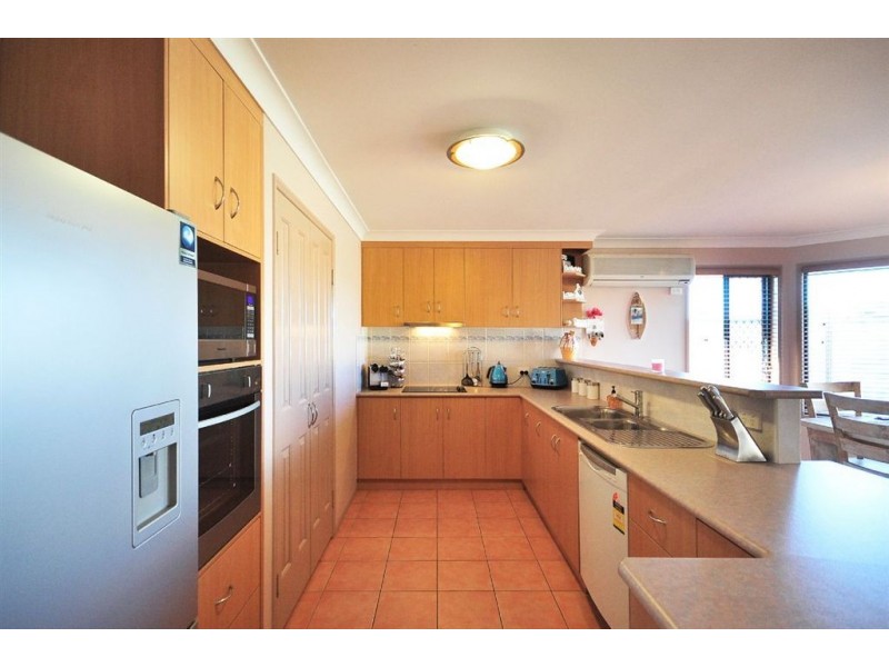18 Patron Crescent, Glenvale QLD 4350