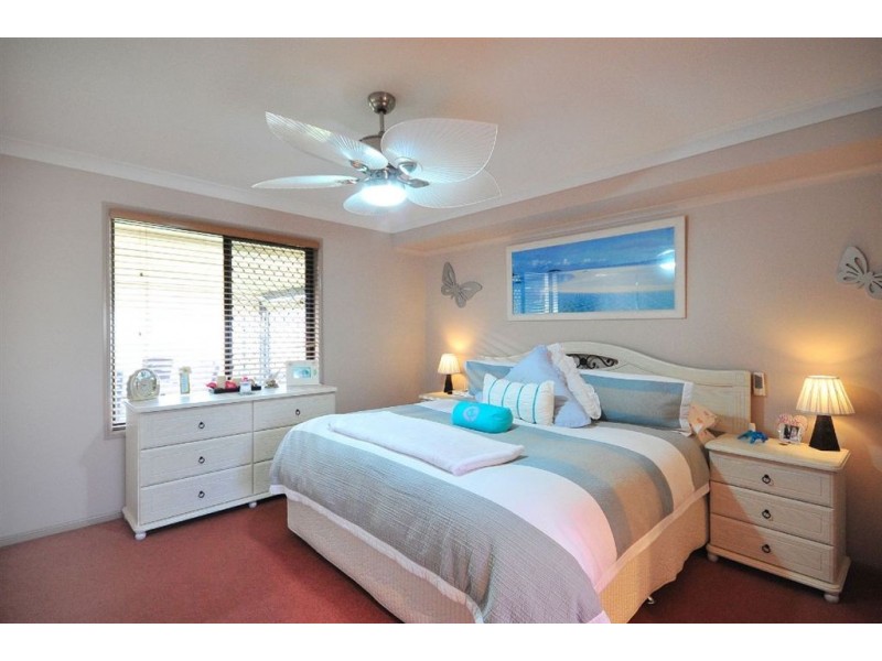 18 Patron Crescent, Glenvale QLD 4350