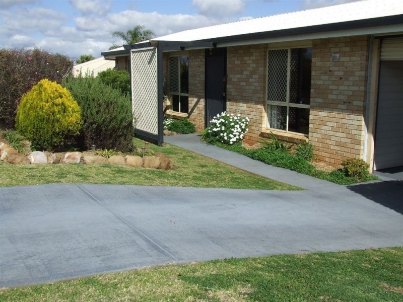 11 Evergreen Court, Glenvale QLD 4350