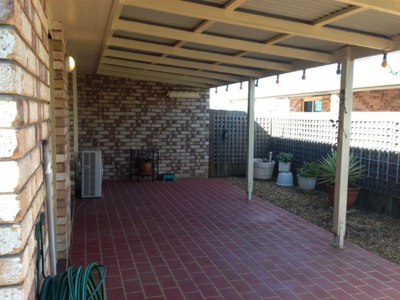 2/16 Kauri Street, Kearneys Spring QLD 4350