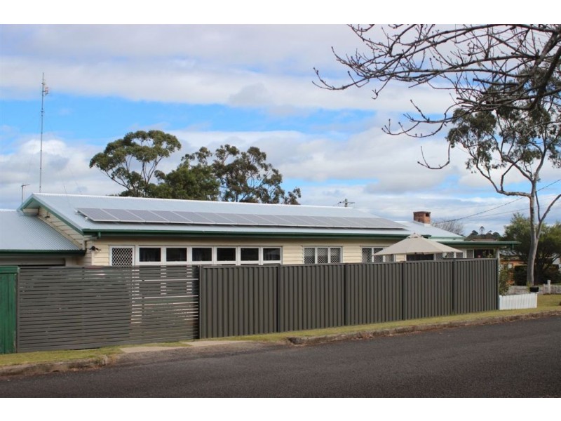 108 Curzon Street, East Toowoomba QLD 4350