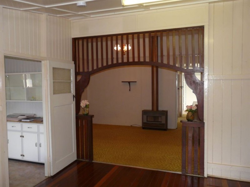 37 Wallace Street, Newtown QLD 4350