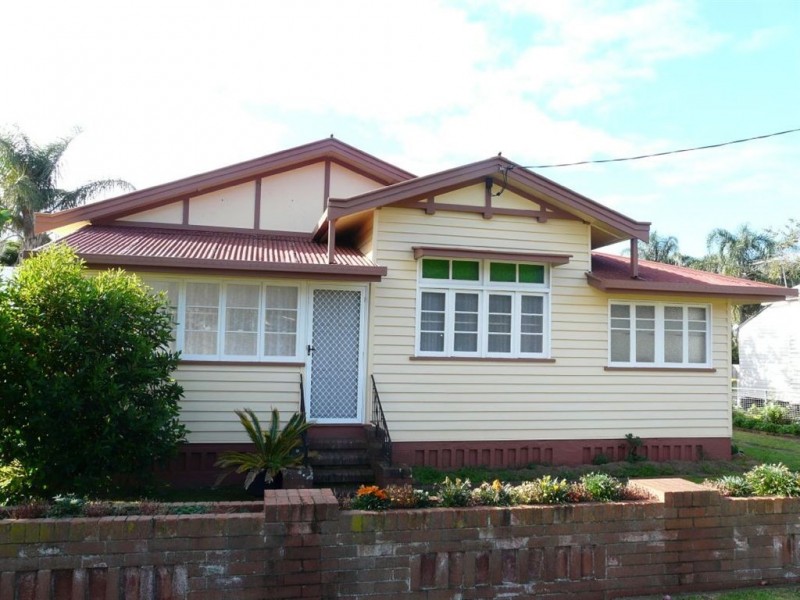 37 Wallace Street, Newtown QLD 4350