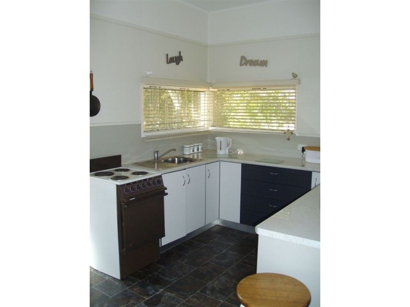 49 William Street, Jandowae QLD 4410