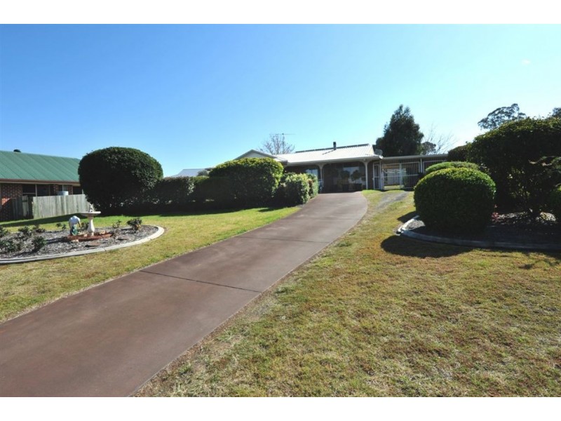 10 Belclaire Drive, Westbrook QLD 4350