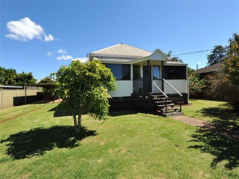 49 Priest Street, Rockville QLD 4350