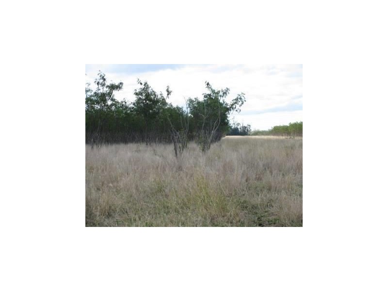 421 Chances Plains Road, Chinchilla QLD 4413