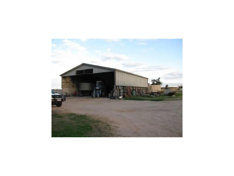 421 Chances Plains Road, Chinchilla QLD 4413