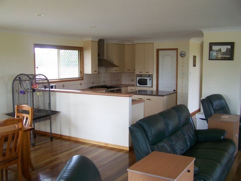 21 Alfred Street, Cambooya QLD 4358