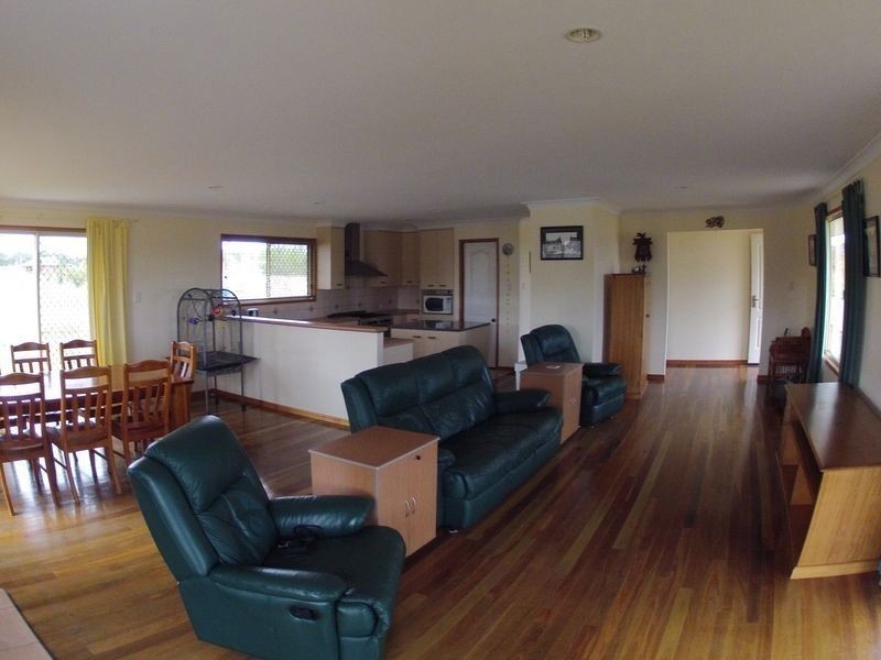 21 Alfred Street, Cambooya QLD 4358