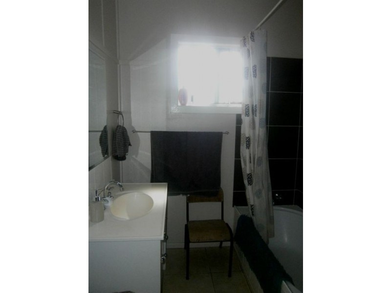 3B Dunne Street, Newtown QLD 4350