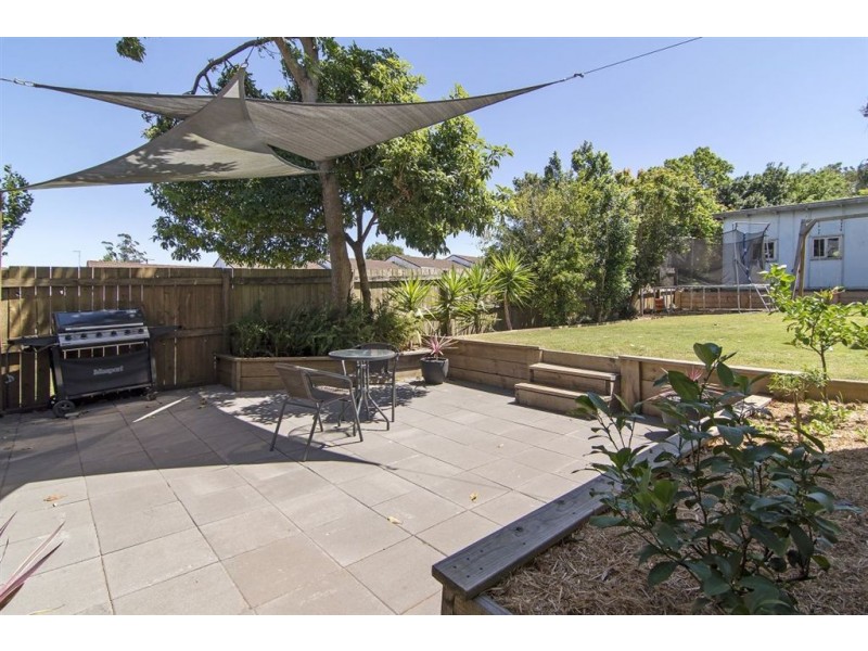 7 Mary Street, Mount Lofty QLD 4350