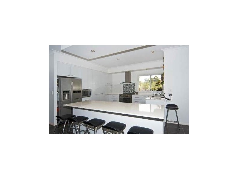 13 Cook Court, Highfields QLD 4352