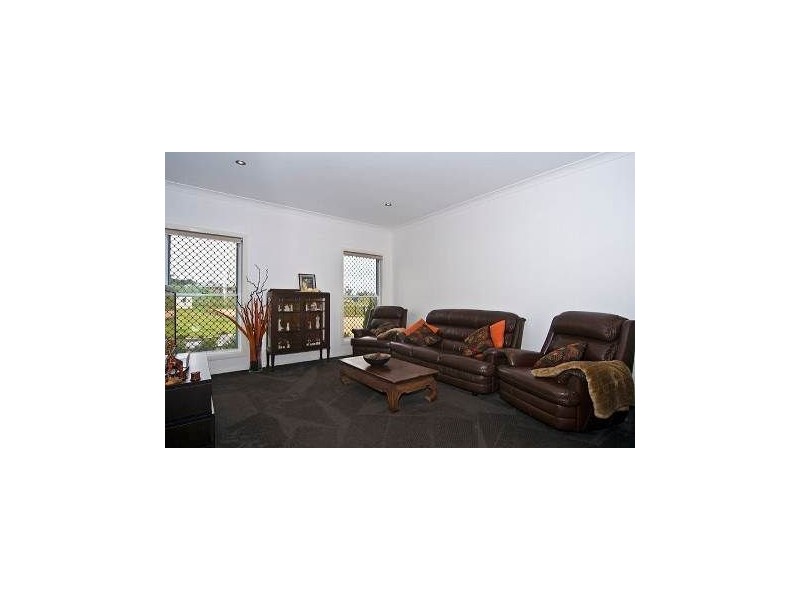 13 Cook Court, Highfields QLD 4352