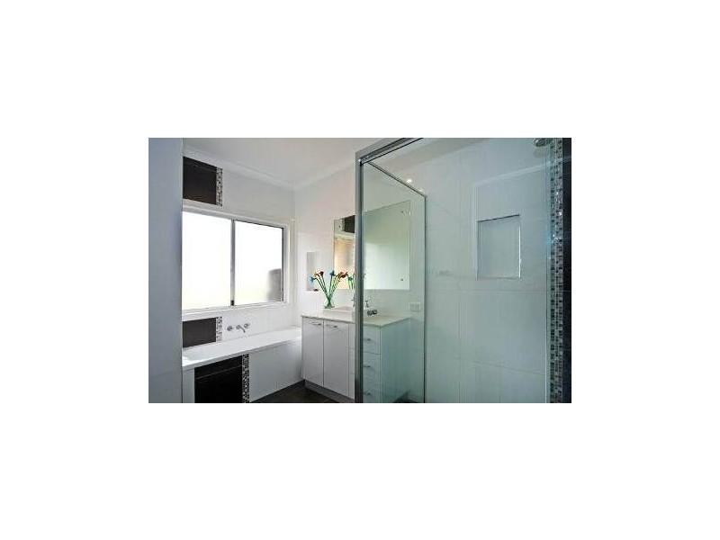 13 Cook Court, Highfields QLD 4352