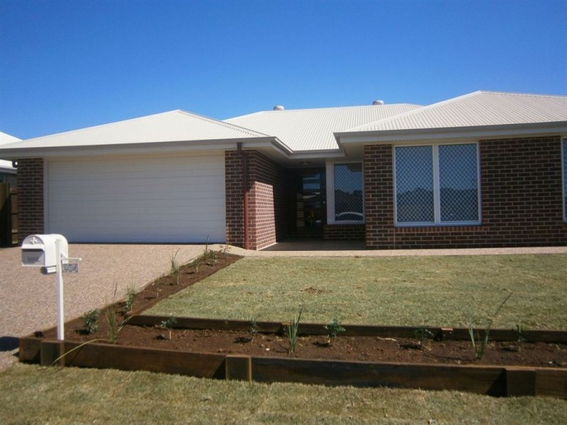 204 Nelson Street, Kearneys Spring QLD 4350