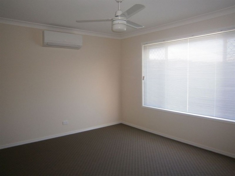 204 Nelson Street, Kearneys Spring QLD 4350