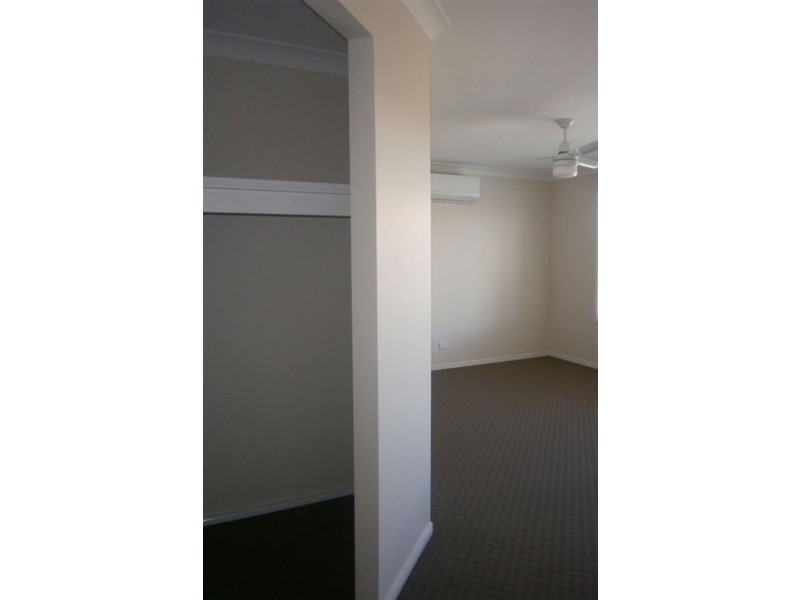204 Nelson Street, Kearneys Spring QLD 4350