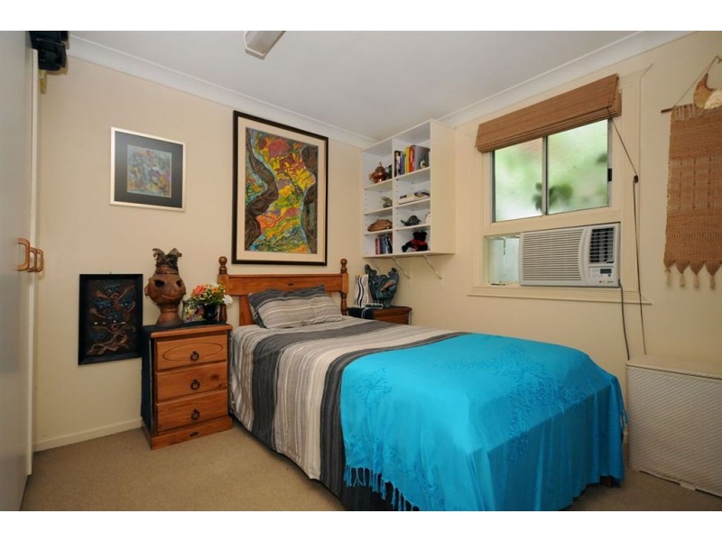 13 West Street, Newtown QLD 4350