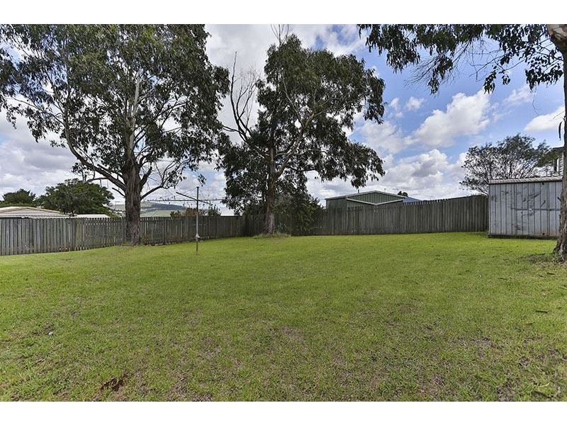3 Croydon Street, Harristown QLD 4350