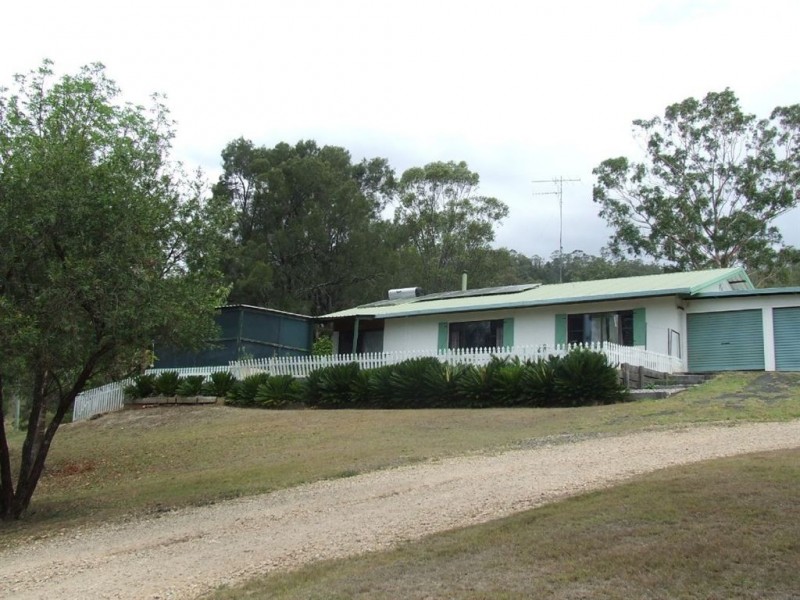 32 Meadows Road, Withcott QLD 4352