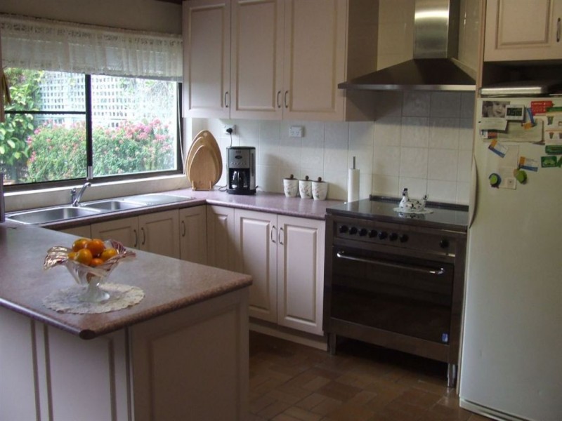 32 Meadows Road, Withcott QLD 4352