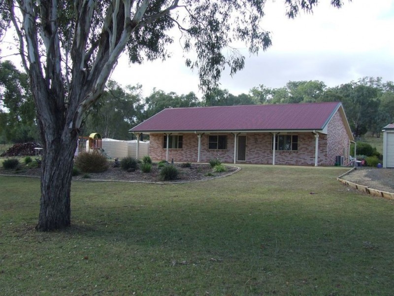 363 Nunkulla Road, Felton QLD 4358