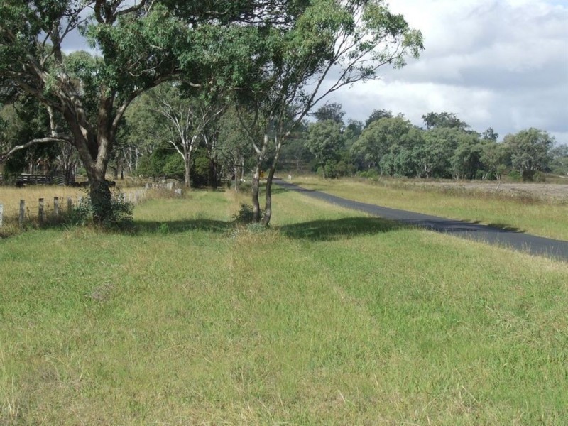 363 Nunkulla Road, Felton QLD 4358