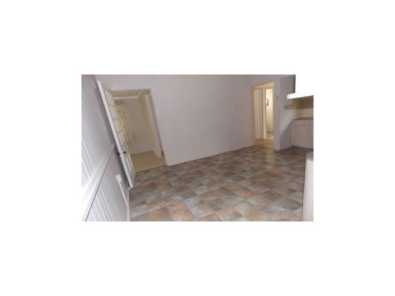 63 John Street, Jandowae QLD 4410