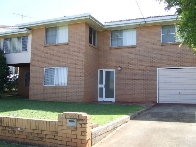 21 Martini Street, Mount Lofty QLD 4350