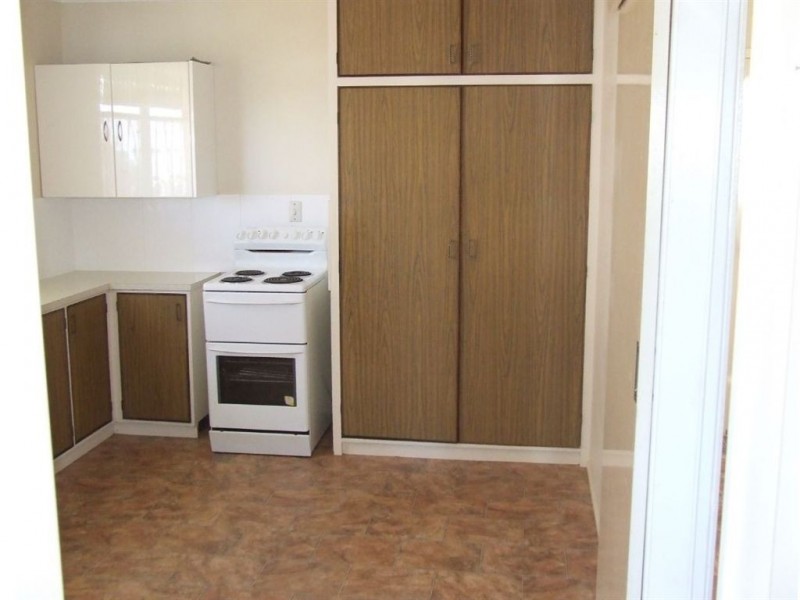 21 Martini Street, Mount Lofty QLD 4350