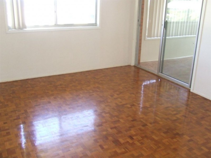 21 Martini Street, Mount Lofty QLD 4350