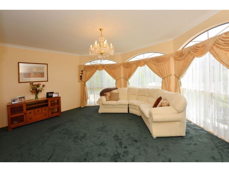 7 St Andrews Court, Middle Ridge QLD 4350