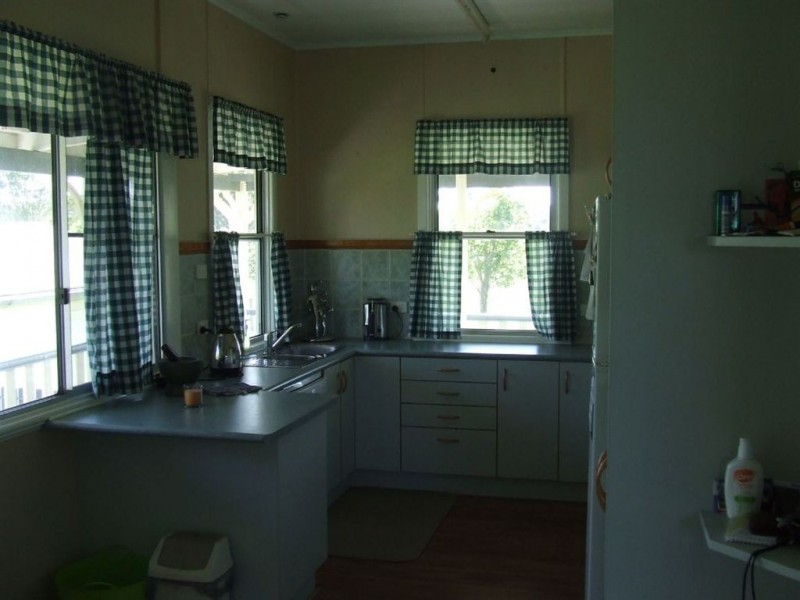 2 Harrow Street, Greenmount QLD 4359