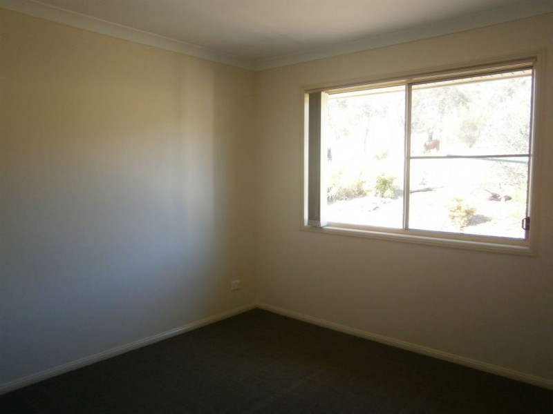 6 Jacqueline Street, Glenvale QLD 4350