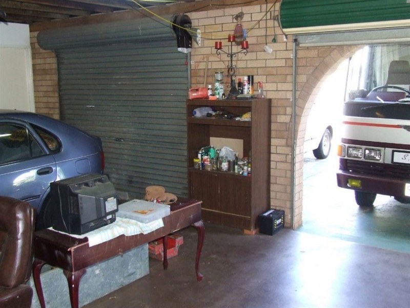 17 Sampson Street, Wilsonton QLD 4350