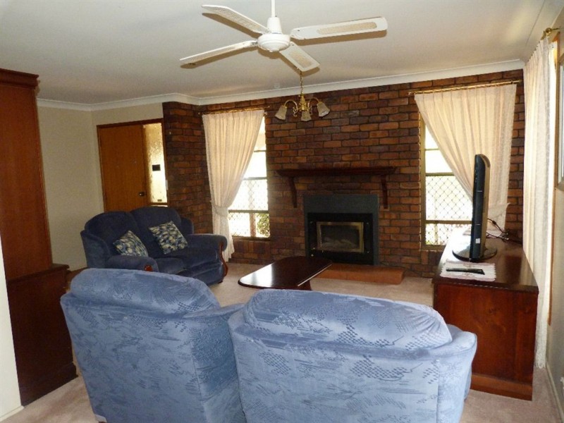 90 Platz Street, Darling Heights QLD 4350