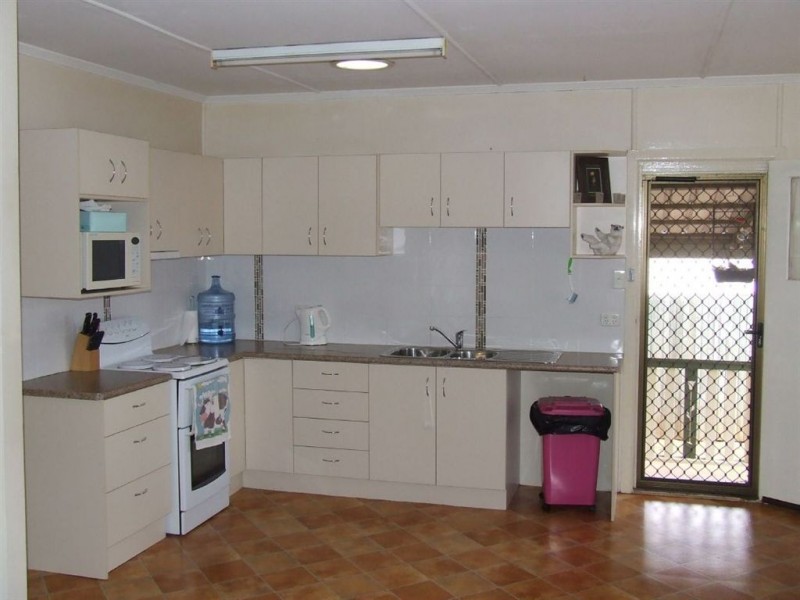 248 Taylor Street, Newtown QLD 4350