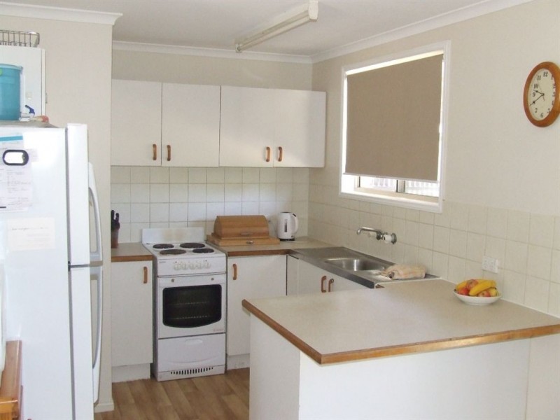 7 Russell Court, Wyreema QLD 4352