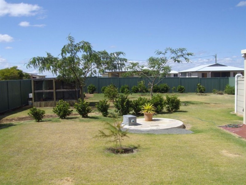25 Free Street, Nobby QLD 4360