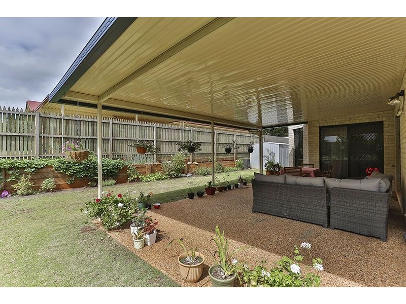 8 Saba Court, Middle Ridge QLD 4350