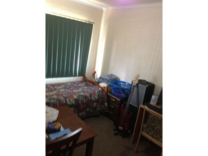 1/35a Holberton Street, Rockville QLD 4350