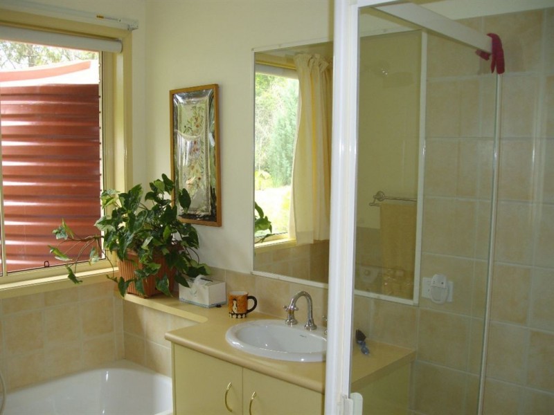 542 Haden – Peranga Road, Haden QLD 4353