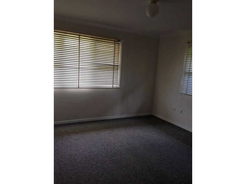 15 Burke Street, Rangeville QLD 4350
