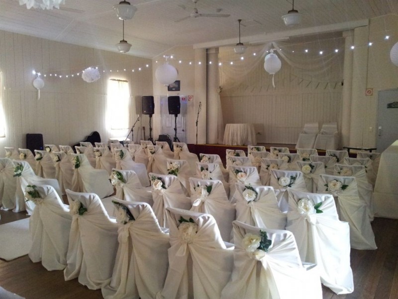 8 Stradbroke Street, Rockville QLD 4350