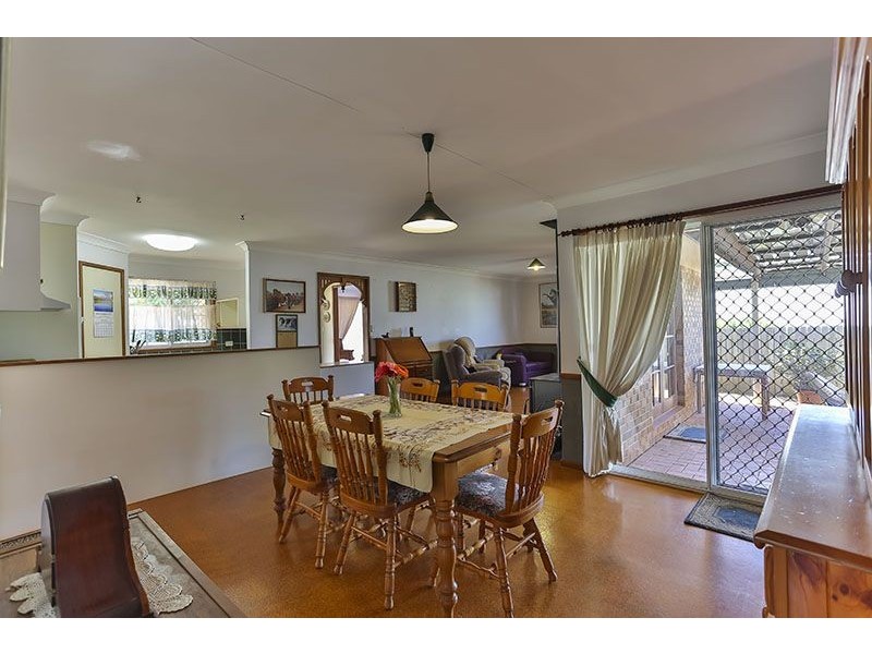 8 Danica Court, Kearneys Spring QLD 4350