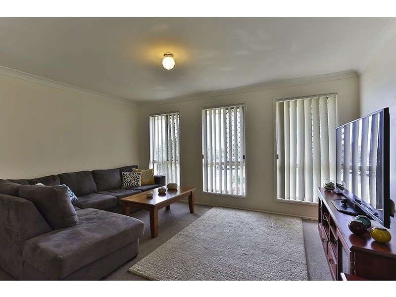 22 McShane Drive, Mount Kynoch QLD 4350