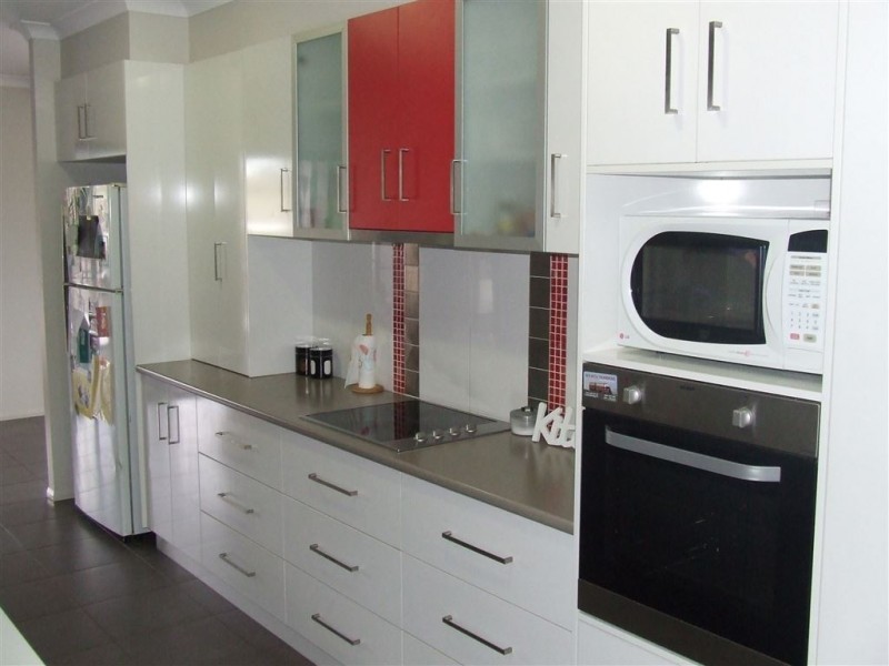 118 Short Street, Pittsworth QLD 4356