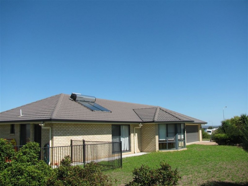 42 Ashford Drive, Wyreema QLD 4352